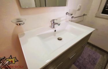 Rif: IA85 | Graziosa villa bifamiliare con terrazza in traversa Renella – Arenella