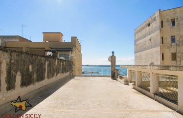 Rif: IA13 | Appartamento signorile con terrazza vista mare in via Malta – Umberto