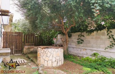 Rif: IA85 | Graziosa villa bifamiliare con terrazza in traversa Renella – Arenella