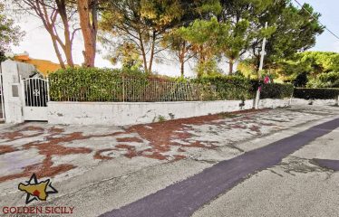 Rif: IA85 | Graziosa villa bifamiliare con terrazza in traversa Renella – Arenella