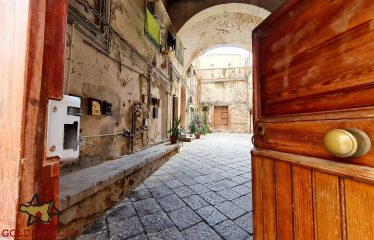 Rif: IA91 | Trilocale minimal chic in via Roma – Ortigia